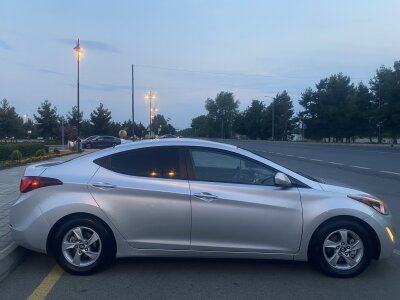 Hyundai Elantra, 2015