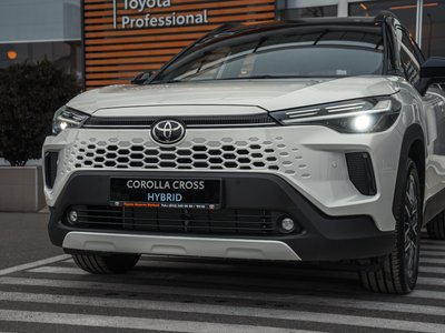 Toyota Corolla Cross, 2026