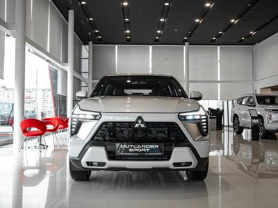 Mitsubishi Outlander Sport, 2025