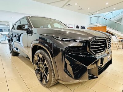 BMW XM, 2025