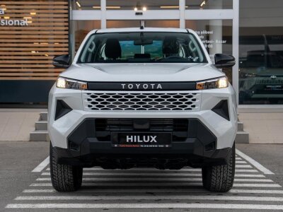 Toyota Hilux, 2025
