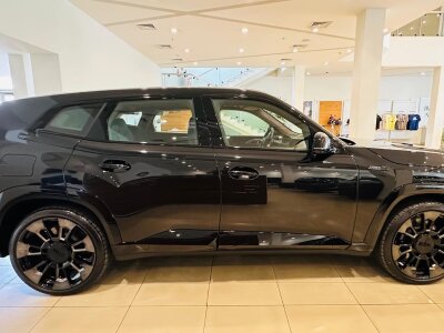 BMW XM, 2025