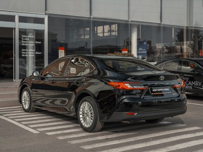 Toyota Camry, 2026