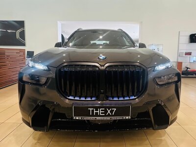 BMW X7, 2025