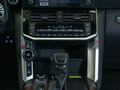 Toyota Land Cruiser, 2026