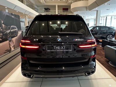 BMW X7, 2025