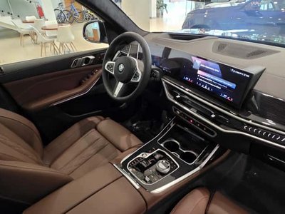 BMW X7, 2025