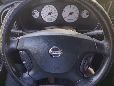 Nissan Pathfinder, 2001