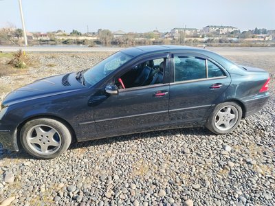 Mercedes-Benz C 240, 2001