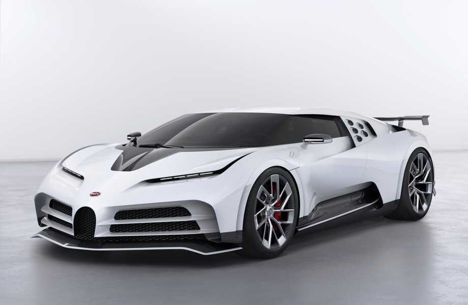 Bugatti выкатила юбилейный гиперкар