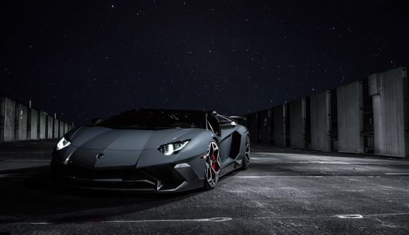 Lamborghini Aventador SV daha da güclü oldu