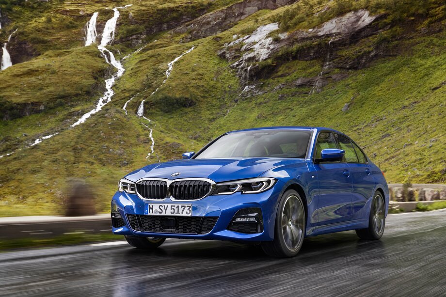 BMW tam yeni 3 Series təqdim etdi