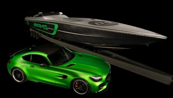 Mercedes представил 3000-сильный катер