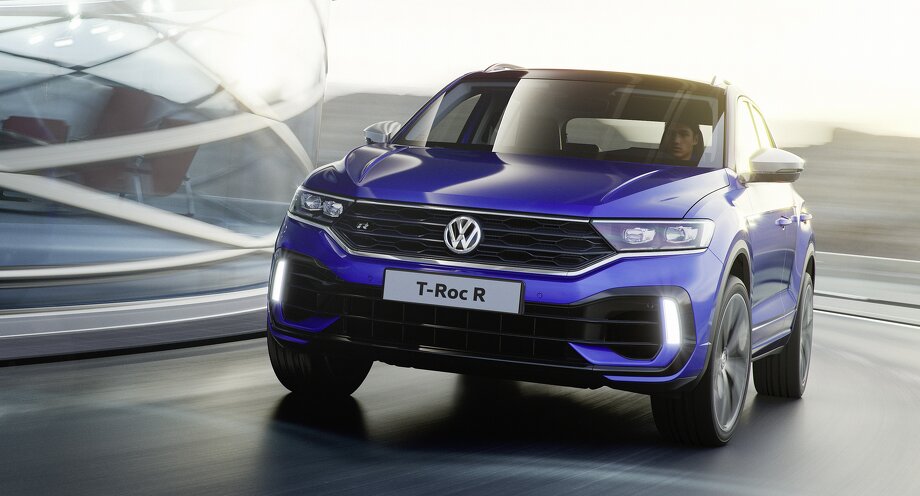 Volkswagen gücləndirilmiş krossover təqdim edib