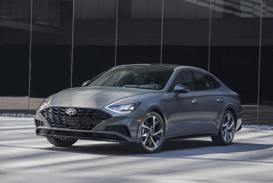 Hyundai представила новую Sonata