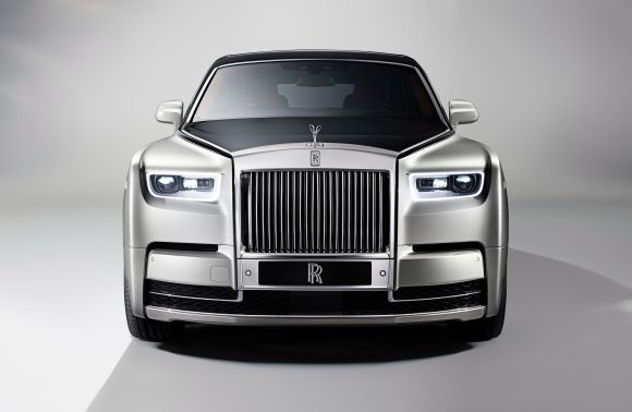 Представлен новый Rolls-Royce Phantom