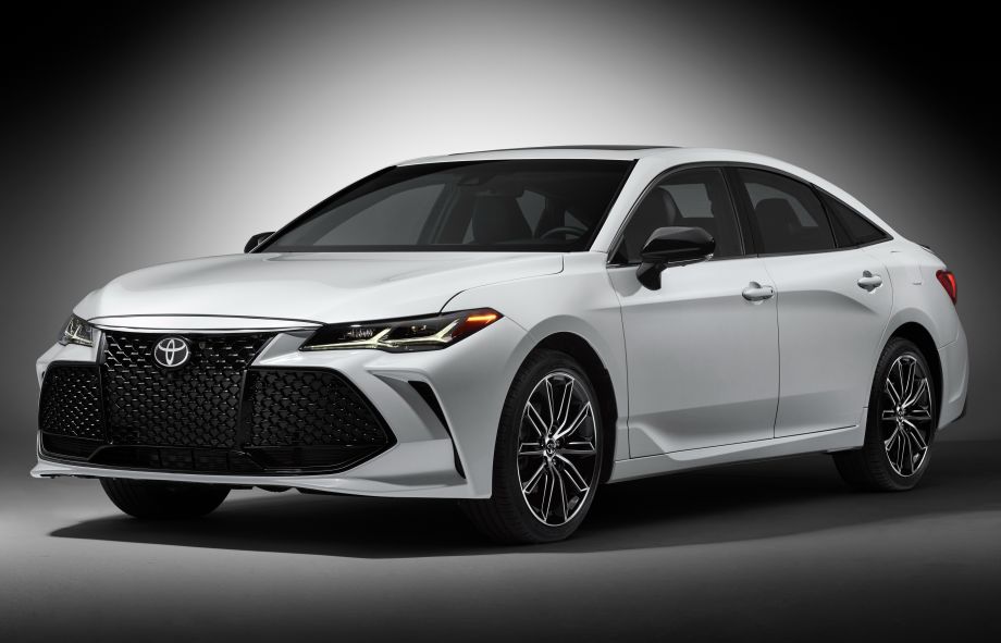 Новый Toyota Avalon представлен официально