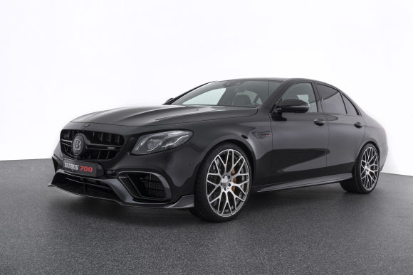 Brabus-dan 700-güclü sedan