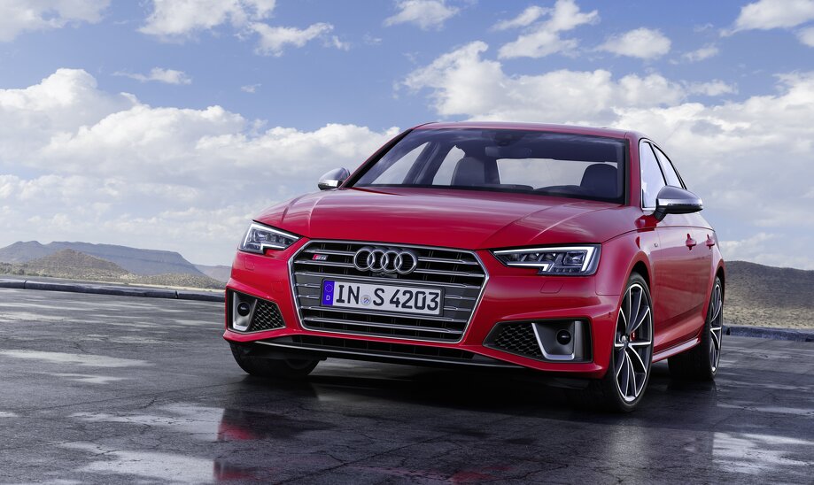 Audi S4 получили новый мотор