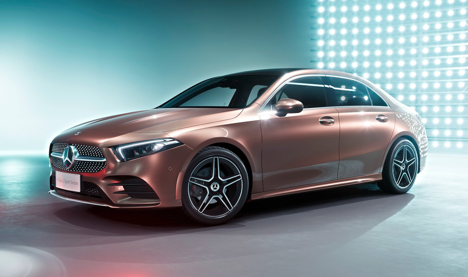 Mercedes представил компактный седан