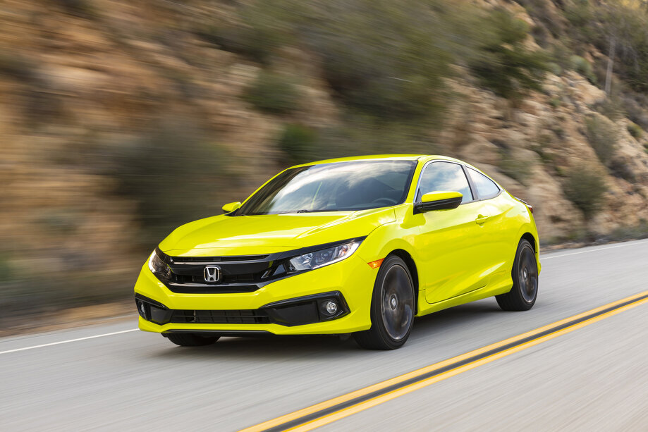 Honda Civic modelini yeniləyib