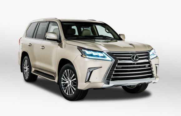 Lexus представил пятиместный LX 570