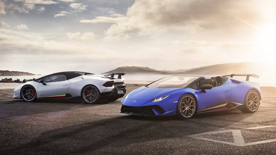 Lamborghini представила открытый Huracan Performante