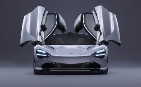 McLaren yeni superkar təqdim etdi