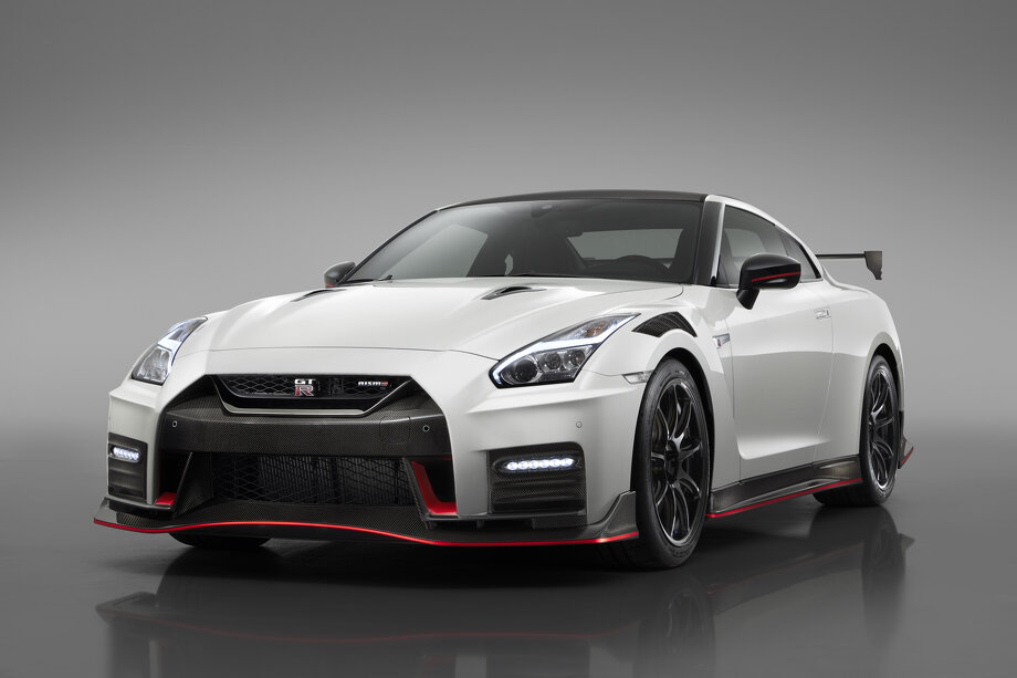 Nissan представил обновленный GT-R Nismo