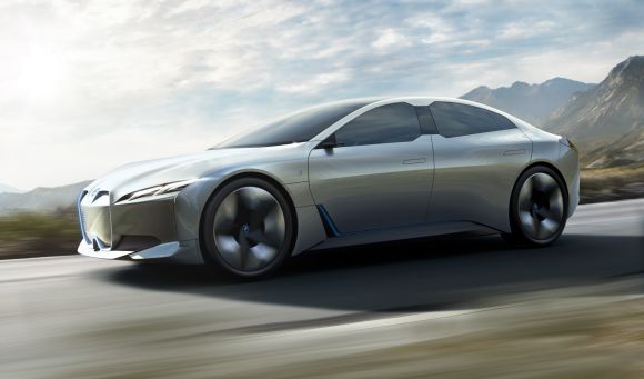BMW показала большой электрокар