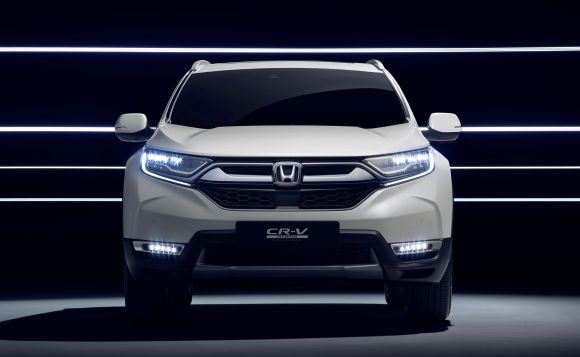 Honda представила гибридный кроссовер