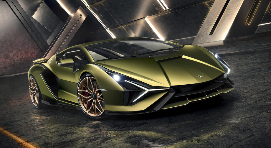 Lamborghini представила мощнейший суперкар