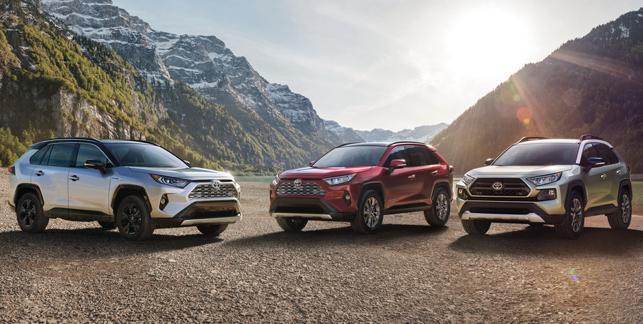 Toyota представила новый RAV4