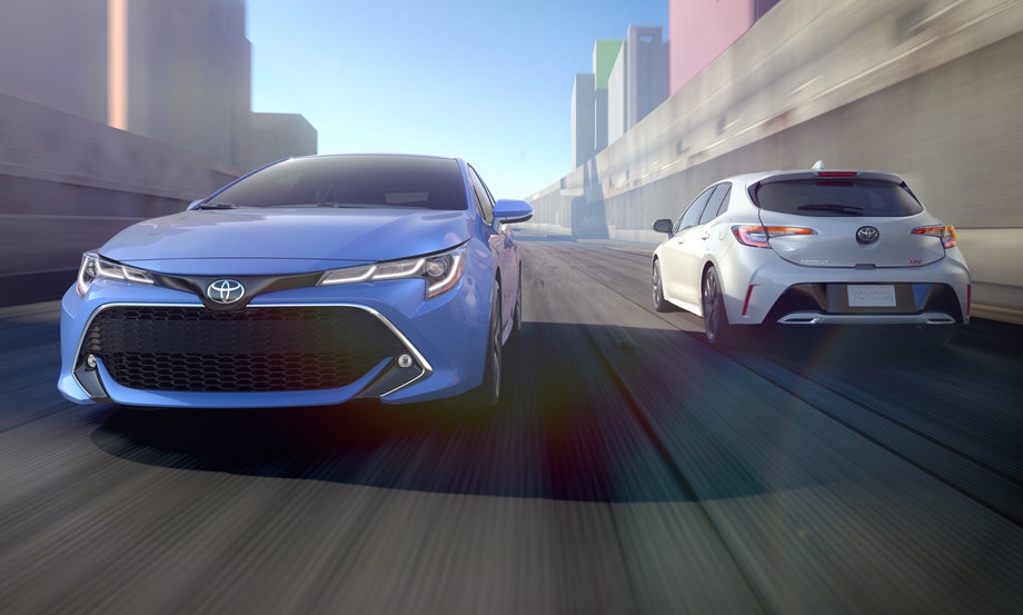 Toyota представила новую Corolla