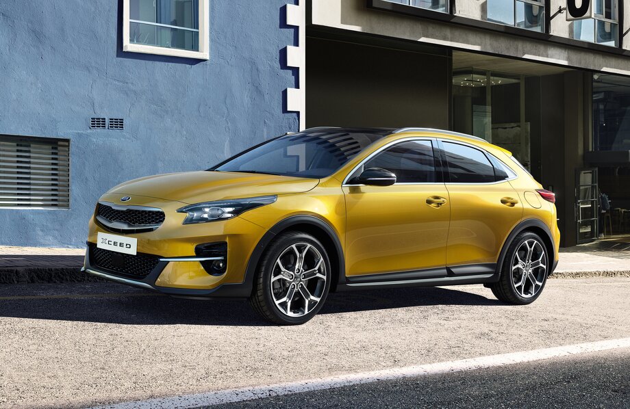 Kia yeni krossoverin sirrini açdı