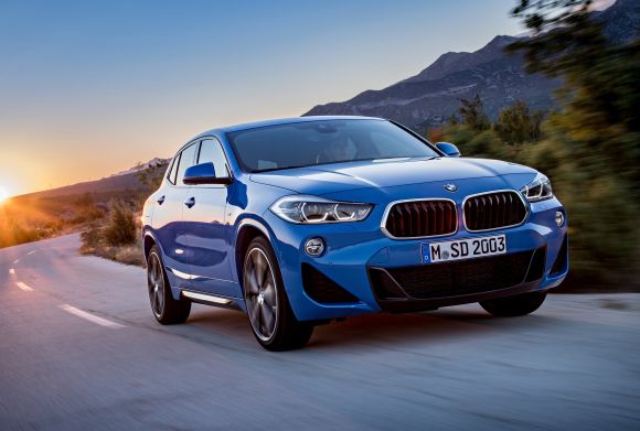 BMW представила серийный кроссовер