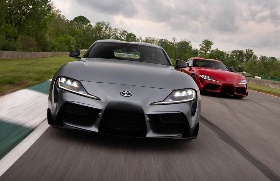 Toyota представила абсолютно новую Supra